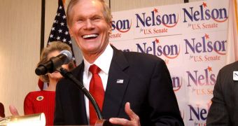 Democrat Sen. Bill Nelson shows support for LGBT unions