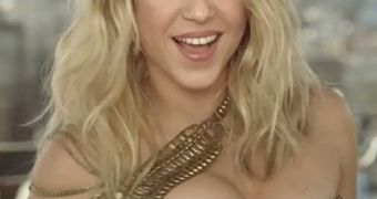 Shakira Sizzles in Pitbull's Video for “Get It Started”