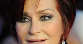 Sharon Osbourne’s face bespeaks too much plastic surgery, report claims