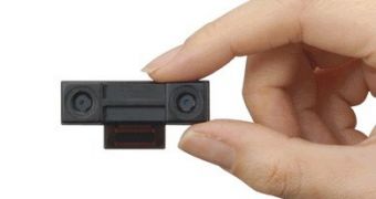 Sharp announces 3D camera module for mobile devices