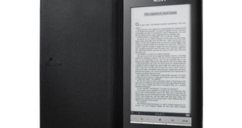 Sony starts shipping the Daily Edition e-reader and expands its access to editorials