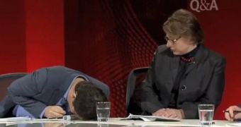 Australian MP Sophie Mirabella fails to react as fellow panelist passes out right next to her