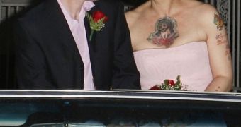 Sinead O'Connor and soon to be ex-husband on their wedding day in Las Vegas
