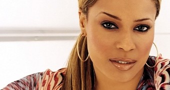 Blu Cantrell was big in the early 2000s, has been out of the spotlight for about 5 years