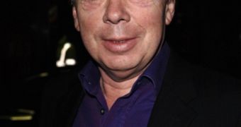 Sir Andrew Lloyd Webber is determined to fight cancer, see that “the show will go on”