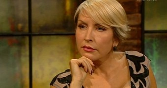 Heather Mills is "bored" by questions about her marriage to Sir Paul McCartney