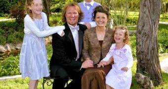 ‘Sister Wives’ Wife Loses Job After TLC Polygamous Show Airs