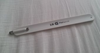 LG bracelet stylus