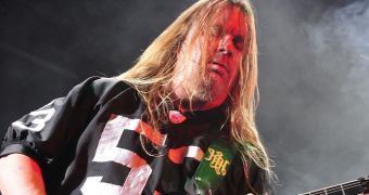 Cause of death for Jeff Hanneman: alcohol-related cirrhosis of the liver