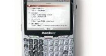 SmarTone-Vodafone and RIM Launch the BlackBerry 8707v in Hong Kong