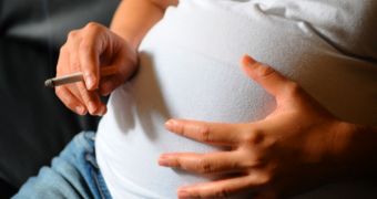Moms who smoke during pregnancy increase risk of children developing behavioral problems later in life