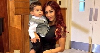 Snooki and her 2-year-old son with fiancé Jionni LaValle, Lorenzo