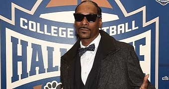 Snoop Dogg says he watches “Game of Thrones” on HBO for historical reasons
