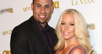 Kendra confronts Hank Baskett in preview of her latest reality series