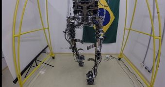 Man wearing 3D printed bionic exoskeleton to kick off FIFA World Cup