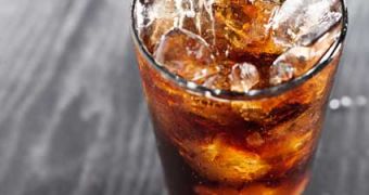 Scientists say soda causes teeth erosion, oral damage