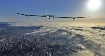 Airplane flies on solar power alone