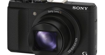 Sony Cyber-shot HX60V, WX350, WX220, W800 Compacts Officially Announced