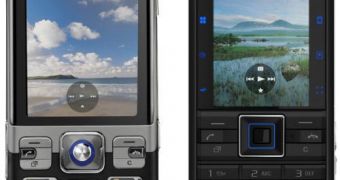 Sony Ericsson C702 and C902