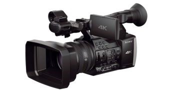Sony FDR-AX1E Camcorder