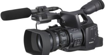 Sony Introduces Flash-Based XDCAM EX Video Camera