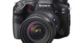 Sony Intros A99 Flagship Full-Frame DSLR Camera