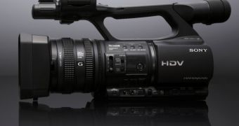 Sony's HANDYCAM HDR-FX1000