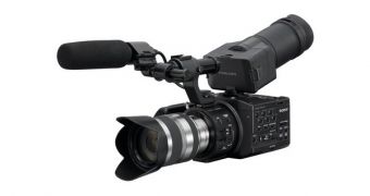 NEX-FS100UK professional camcorder from Sony