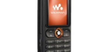 Sony W200i Walkman phone