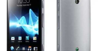 Sony Xperia P in Silver Now Up for Pre-Order in the UK for £380 (600 USD or 455 EUR)