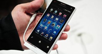 Sony Xperia S Arrives in the UK on March 6 via Expansys