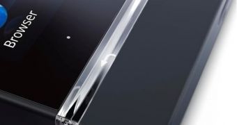 Sony Xperia S Selling with Fast Charging and Anti-Stain Shell