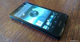 Sony Xperia T (LT30p) Spotted in More Live Pictures