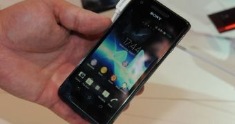 Sony Xperia V Coming to Italy for Under 500 EUR (640 USD)