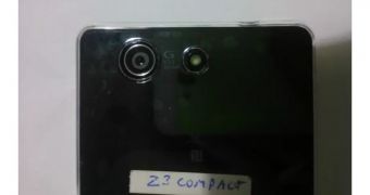 Sony Xperia Z3 Compact Emerges in New Leaked Photos