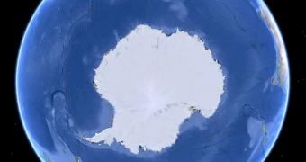 This is the Southern Ocean, encircling the Antarctic