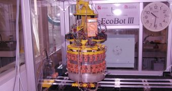 Poo-Powered robot feeds on wastewater and then excretes