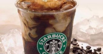 Starbucks rolls out the Trenta, its biggest beverage cup to date