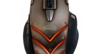 SteelSeries shows off new MMO mouse