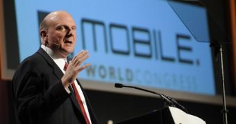 Steve Ballmer says Windows Mobile 7 will come next year
