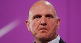 Ballmer will stay with Microsoft until a successor is named