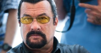 Steven Seagal agrees to sponsor stray dog living at a shelter in Romania