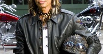 Steven Tyler returns to rehab to seek help for addiction to painkillers