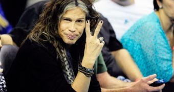 Steven Tyler to Testify in Congress for Anti-Paparazzi Law