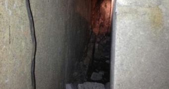 Student gets stuck in air shaft
