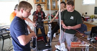 Students 3D Print Exoskeleton for Kids with Brain Conditions – Gallery