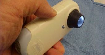 A modern-day dermatoscope, used to search for skin cancer