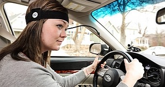 Study Says Siri Isn’t Safe for Drivers