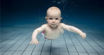 Teaching babies to swim brings benefits later in life