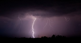 Researchers film upward-moving lightning discharges
